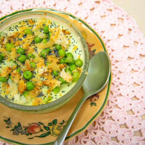 Le cheesecake de petits pois, menthe et graines de pavot